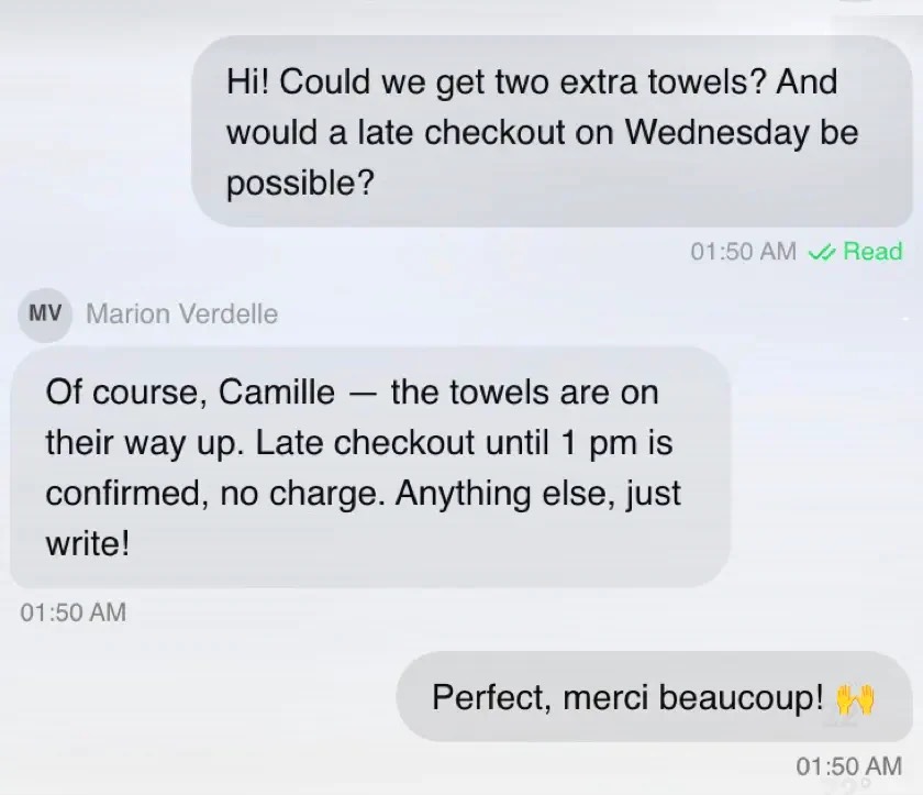 A guest conversation in the Stayflow console